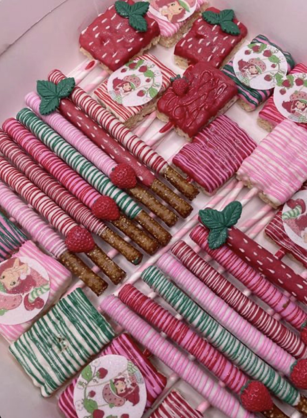Strawberry Shortcake themed dessert package