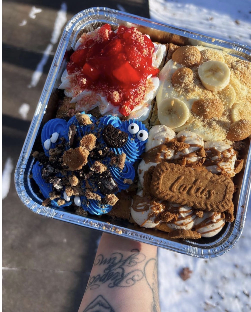 4-Way Cake Pan with four flavors